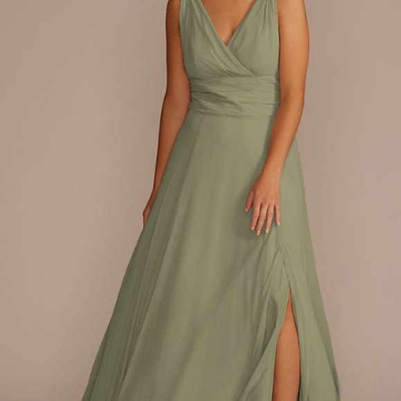 David's Bridal Bridesmaid Dress - Picture 2 of 6